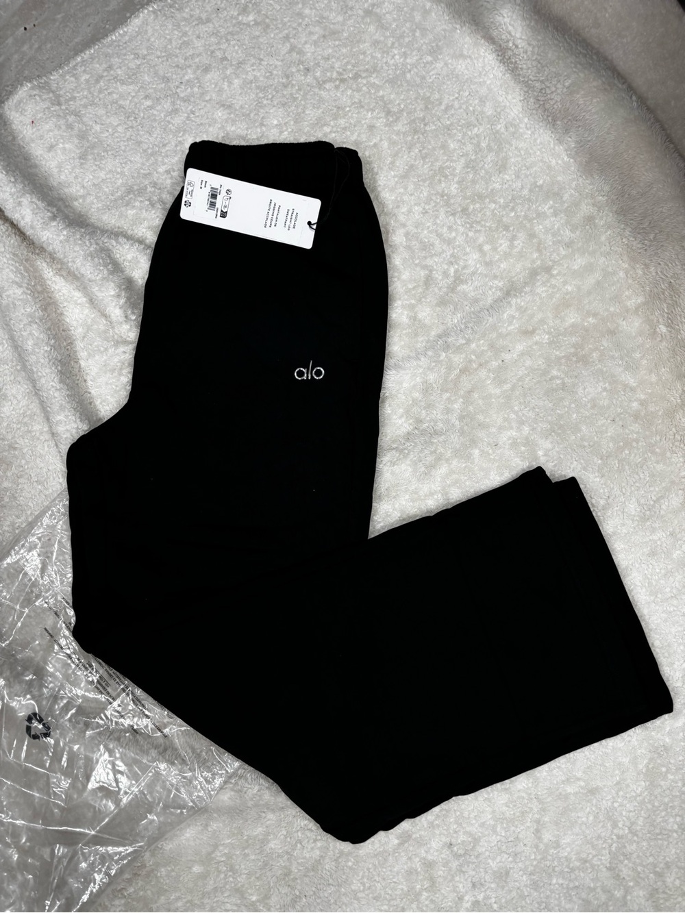 Alo yoga Black Sweatpants – Cozy Everyday Bottoms unisex
